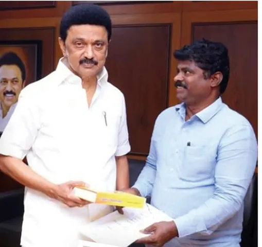 சொற்கோ கருணாநிதியின் இலக்கணப் பா(டம்)டல்!